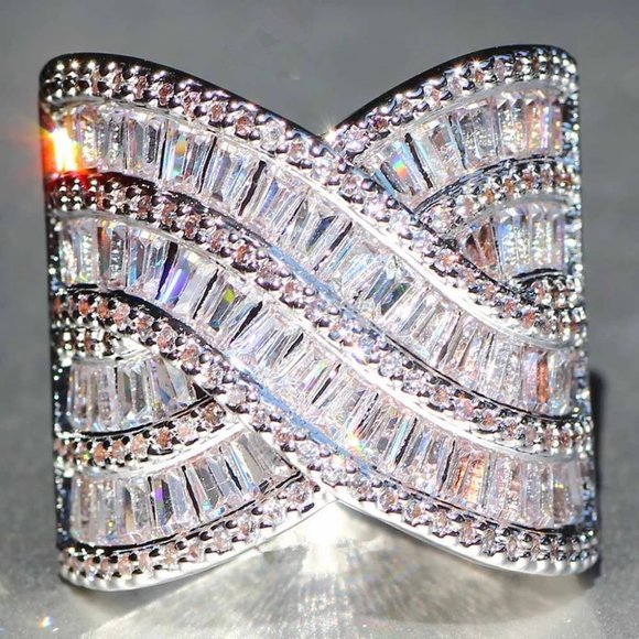 NEW 8.2 ct Silver Baguette Round Diamond Ring - Picture 4 of 4